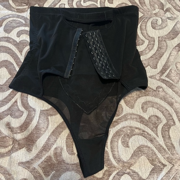 High-Waisted Black Shapewear Tummy Control Shorts for Women - Size L (NWOT) - Picture 8 of 13
